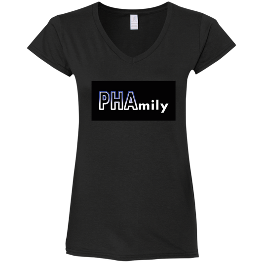 Zeta PHA - Women's Fitted Softstyle V-Neck Tee